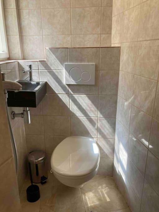 Studio In Gothic House, 50M To The Old Town Square براغ المظهر الخارجي الصورة